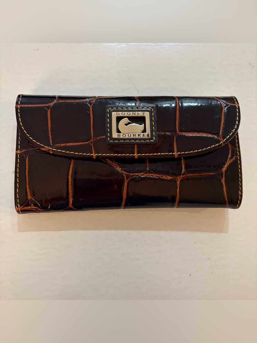 Dooney & Bourke Long Wallet Dark Brown Crocodile-embossed Leather Metal Duck EUC